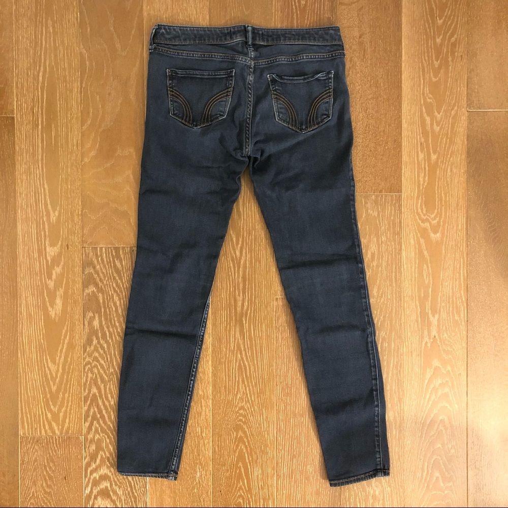 Hollister Low-Rise Dark Wash Jean Leggings - Size 27 - Picture 2 of 4